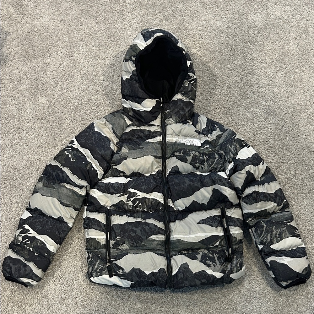 The North Face Kids Puffer Jacket - Black and Gray